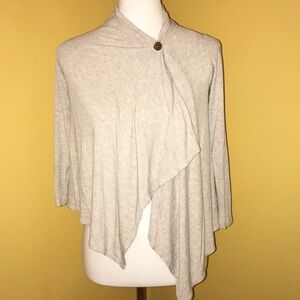 2/$35 h.i.p. Beige cardigan